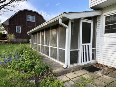 Beautiful and Spacious 4 Bedroom Home for Sale! - image 10