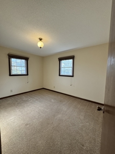 Beautiful and Spacious 4 Bedroom Home for Sale! - image 26