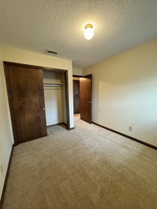 Beautiful and Spacious 4 Bedroom Home for Sale! - image 18