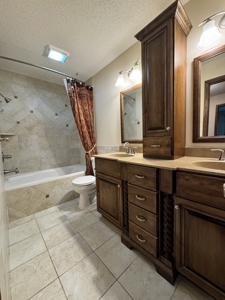 Beautiful and Spacious 4 Bedroom Home for Sale! - image 19