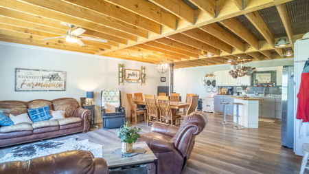 Home and Farm for sale in Howell County - image 8