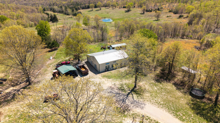 Home and Farm for sale in Howell County - image 5