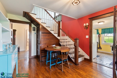 Home Near Lake Cumberland in Albany, Kentucky - image 37