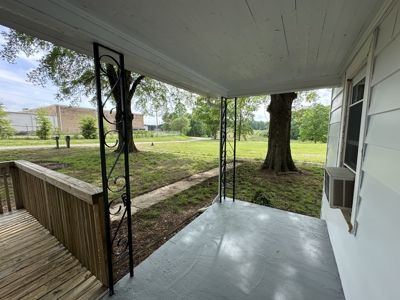 Country Home For sale in Hiddenite, NC!! - image 10