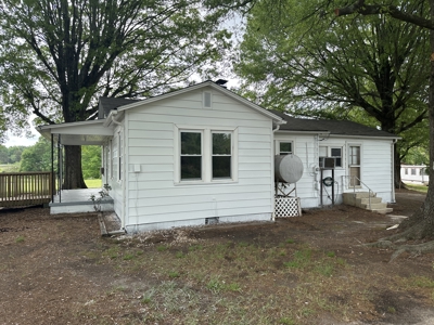 Country Home For sale in Hiddenite, NC!! - image 8