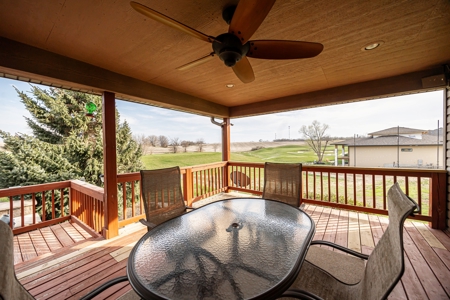 Nebraska Golf Couse Home in Ashland NE. - image 24