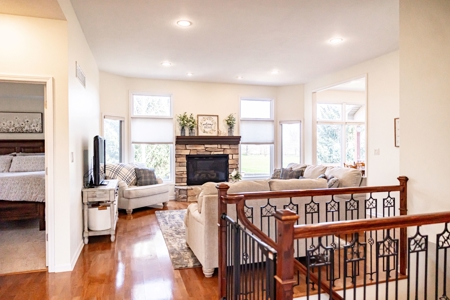 Nebraska Golf Couse Home in Ashland NE. - image 2
