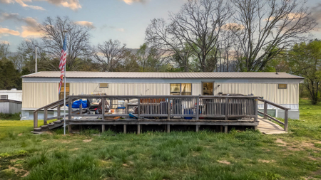 Home for sale in the Southern Missouri Ozarks - image 2
