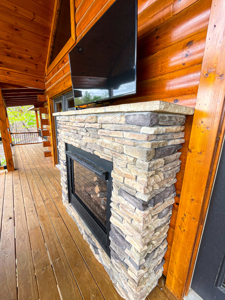 Large Custom Log Home Overlooking The Ozarks For Sale - image 38