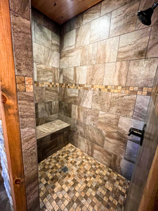 Large Custom Log Home Overlooking The Ozarks For Sale - image 10