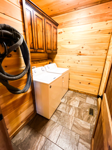 Large Custom Log Home Overlooking The Ozarks For Sale - image 30