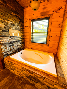 Large Custom Log Home Overlooking The Ozarks For Sale - image 35