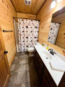 Large Custom Log Home Overlooking The Ozarks For Sale - image 16