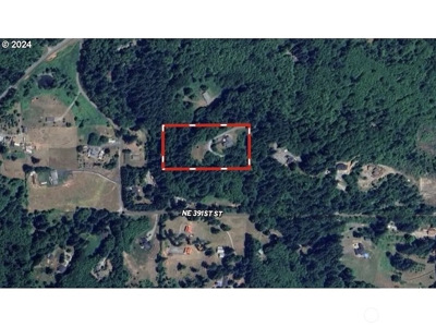 Spacious Modern Home on 4.85 Acres of Scenic Amboy Countryside - image 32