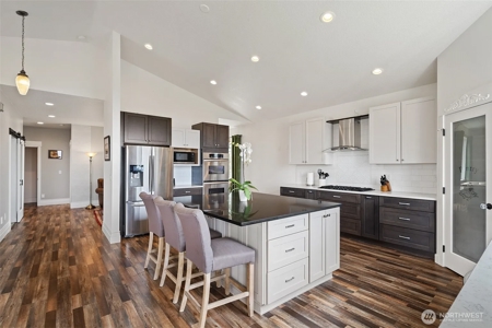 Spacious Modern Home on 4.85 Acres of Scenic Amboy Countryside - image 9
