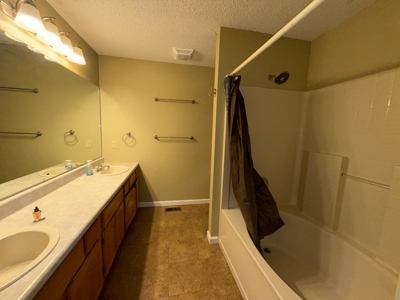 Home For Sale In North Central Arkansas - image 7