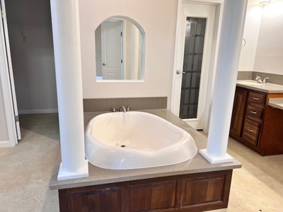 Country Home for Sale in Russellville, Tennessee - image 17