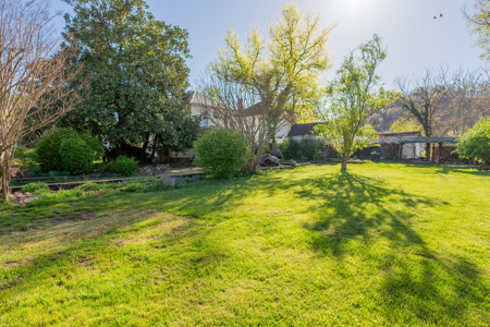 Home in Town for Sale in Pembroke VA - image 47