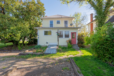 Home in Town for Sale in Pembroke VA - image 43