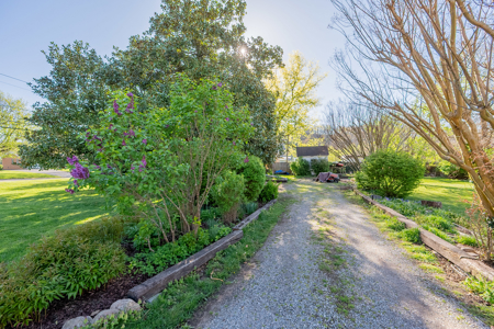 Home in Town for Sale in Pembroke VA - image 50