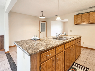 Lake Home with Attached Garage For Sale in Jennings, FL - image 9