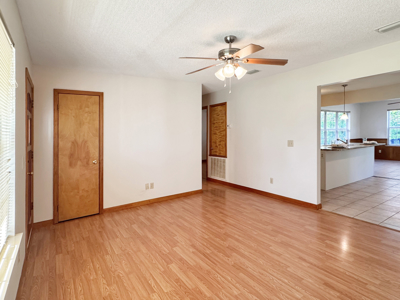 Lake Home with Attached Garage For Sale in Jennings, FL - image 13