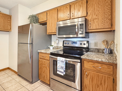 Lake Home with Attached Garage For Sale in Jennings, FL - image 8