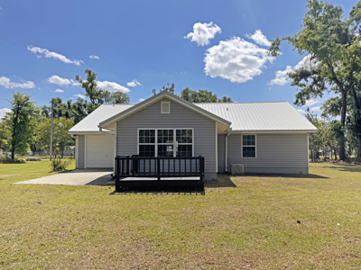 Lake Home with Attached Garage For Sale in Jennings, FL - image 29