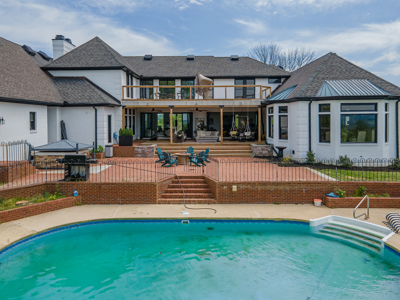 Luxury Home On 42 Park-Like Acres In Fayetteville, Tennessee - image 15
