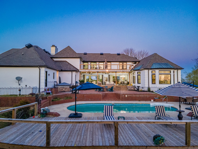 Luxury Home On 42 Park-Like Acres In Fayetteville, Tennessee - image 13