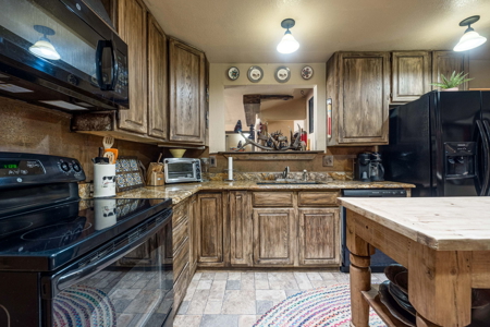 Well-Equipped Horse Property for Sale in Las Cruces, New Mexico - image 13