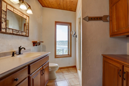 Colorado Luxury Lake House For Sale - image 11