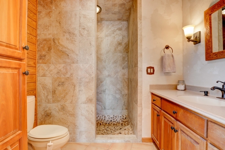 Colorado Luxury Lake House For Sale - image 14