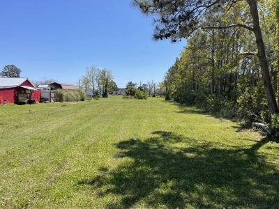 Unrestricted 2-AC Retreat in the Heart of Down East! - image 37