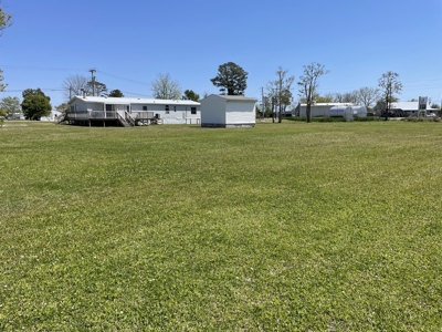 Unrestricted 2-AC Retreat in the Heart of Down East! - image 38