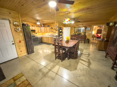 Barndominium For Sale In North Central Arkansas - image 28