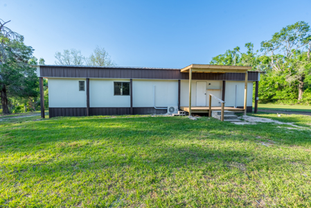 20 Acres with Home, Barn, Pasture & RV Hookup, Live Oak - image 8