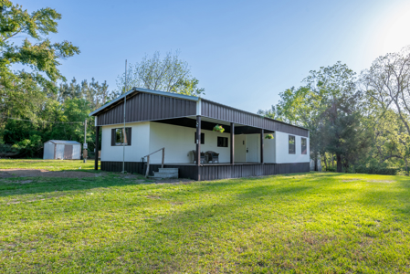 20 Acres with Home, Barn, Pasture & RV Hookup, Live Oak - image 4