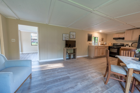 20 Acres with Home, Barn, Pasture & RV Hookup, Live Oak - image 17