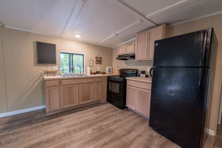 20 Acres with Home, Barn, Pasture & RV Hookup, Live Oak - image 16