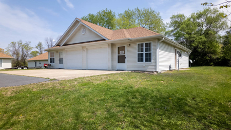 Fully Rented Duplexes for sale in Prime Mountain View Location - image 6