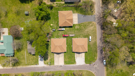 Fully Rented Duplexes for sale in Prime Mountain View Location - image 12