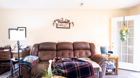 Fully Rented Duplexes for sale in Prime Mountain View Location - image 16