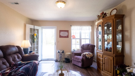Fully Rented Duplexes for sale in Prime Mountain View Location - image 19