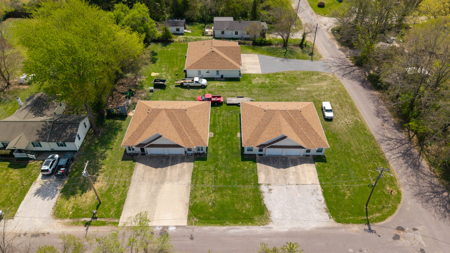 Fully Rented Duplexes for sale in Prime Mountain View Location - image 13