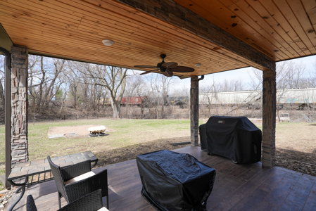 Exquisite Executive Home for Sale in Albia, Iowa - image 11