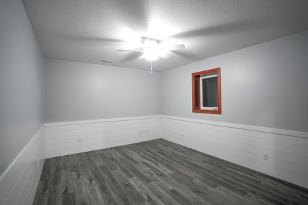 Exquisite Executive Home for Sale in Albia, Iowa - image 42