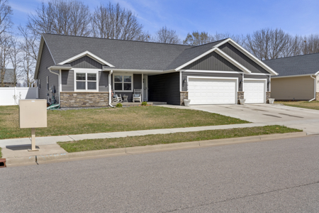 Newly Constructed 3-Bedroom in Holmen WI - image 4