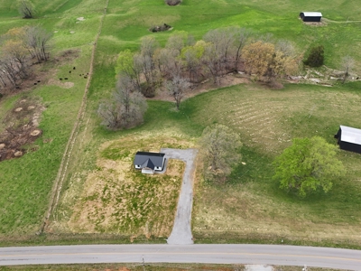 Newly Constructed Home in Tompkinsville, Kentucky - image 8