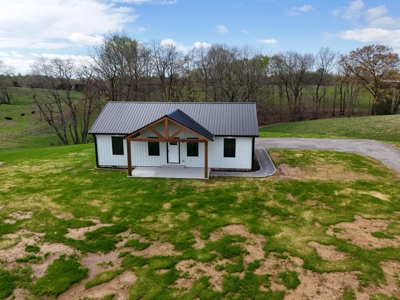 Newly Constructed Home in Tompkinsville, Kentucky - image 2